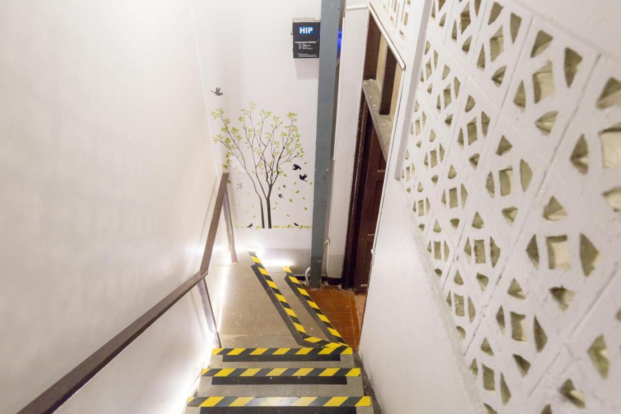 Hostel Lemon Siam Petchaburi Road Бангкок Экстерьер фото