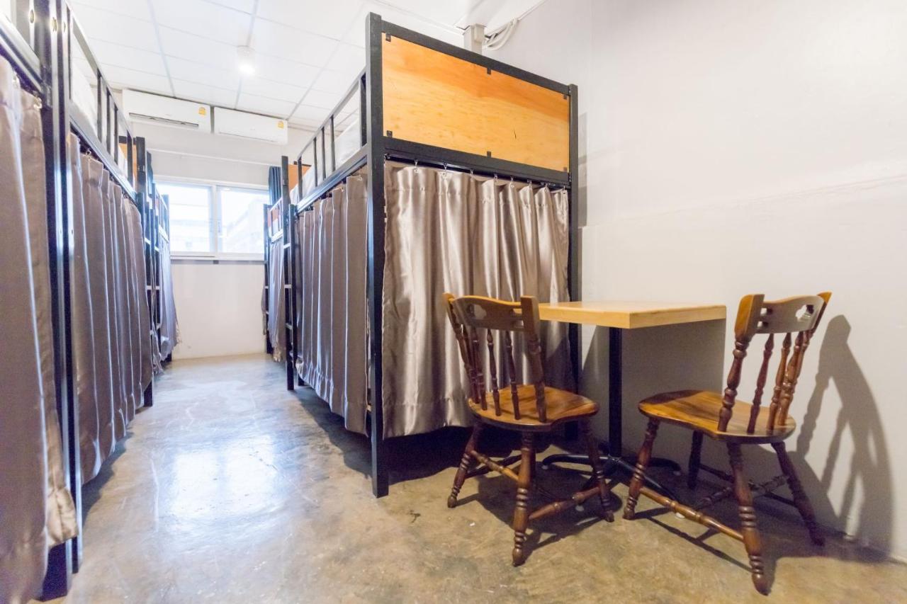 Hostel Lemon Siam Petchaburi Road Бангкок Экстерьер фото