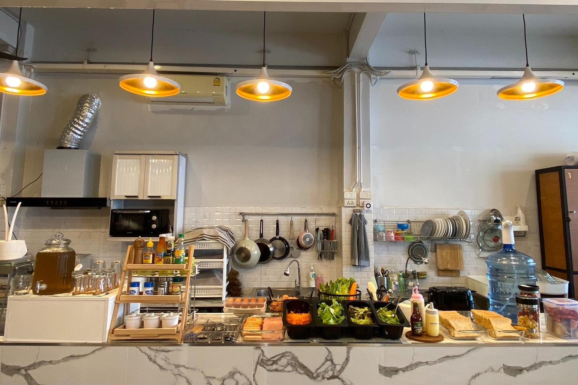 Hostel Lemon Siam Petchaburi Road Бангкок Экстерьер фото
