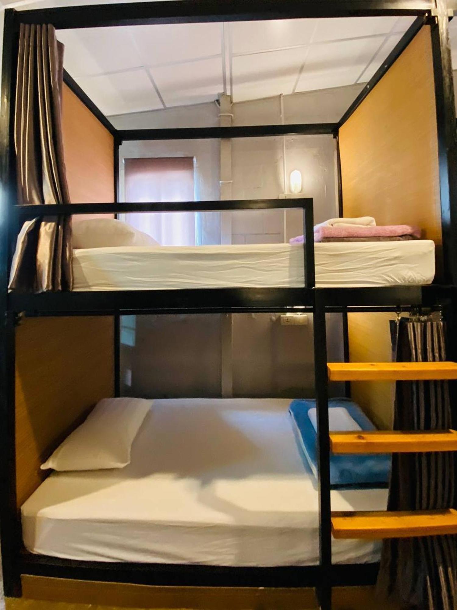 Hostel Lemon Siam Petchaburi Road Бангкок Экстерьер фото