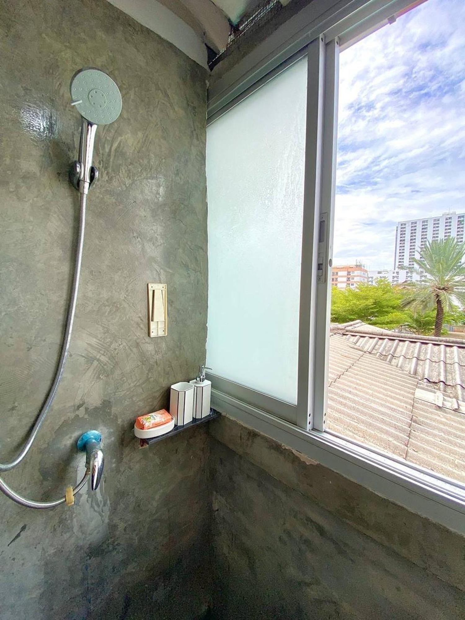 Hostel Lemon Siam Petchaburi Road Бангкок Экстерьер фото