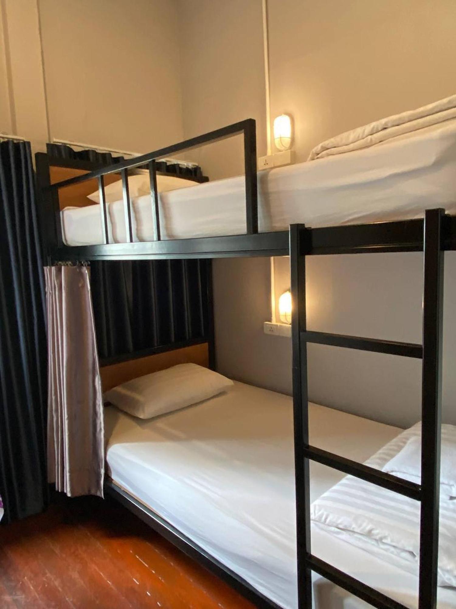 Hostel Lemon Siam Petchaburi Road Бангкок Экстерьер фото